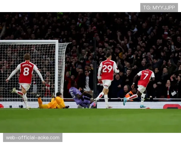 阿森纳2-0完胜阿斯顿维拉，萨卡、厄德高破门